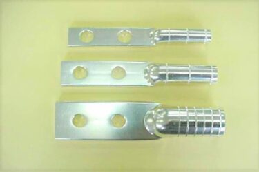 リード線用圧縮端子の写真